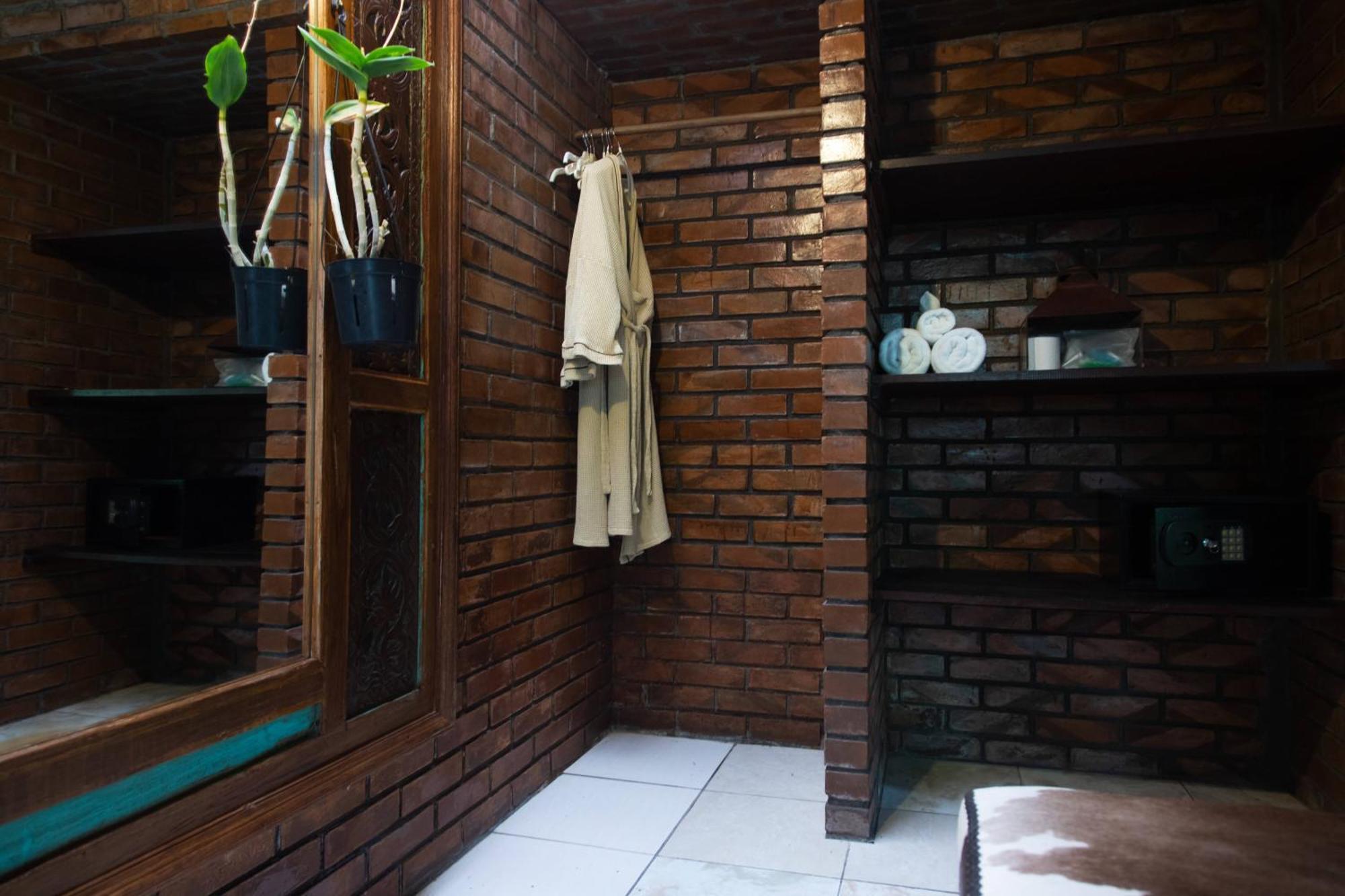 Ocean Star Villa Five Near The Kudeta Beach スミニャック エクステリア 写真